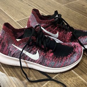 Nike Free Sneakers